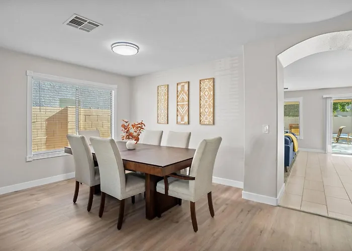 Family Oasis W/ Heated Pool Near Spring Training! *
