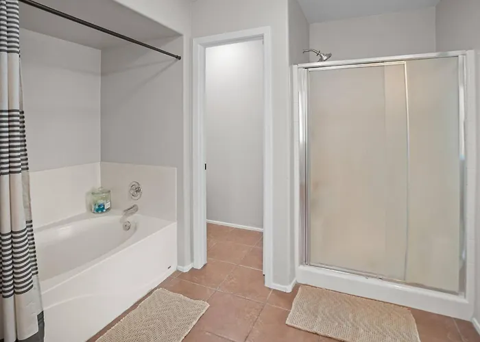 Family Oasis W/ Heated Pool Near Spring Training! Peoria